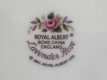  IN ZEER MOOIE STAAT     15 DELIG ROYAL  ALBERT SET beschikbaar voor biedingen