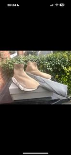 Balenciaga Speed Trainer Maat 38, Ophalen of Verzenden, Zo goed als nieuw, Beige, Sneakers of Gympen