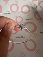 Pandora sparkling snow armband MET cadeautas EN doosje, Sieraden, Tassen en Uiterlijk, Armbanden, Ophalen, Zo goed als nieuw, Zilver
