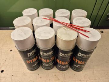 Diverse professionele smeermiddelen.  beschikbaar voor biedingen