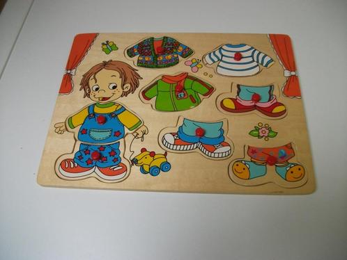 Puzzel jongen aankleden 8 delig, Kinderen en Baby's, Speelgoed | Houten speelgoed, Gebruikt, Overige typen, Ophalen of Verzenden