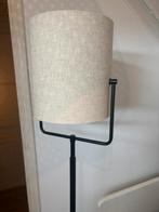 Mooie beige/zwarte vloerlamp!, Ophalen, Kunststof, Gebruikt, 150 tot 200 cm