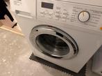 Wasmachine Miele, Ophalen, Zo goed als nieuw, 1200 tot 1600 toeren, 85 tot 90 cm