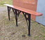 Lange hangtafel met gietijzeren onderstel, Ophalen, Gebruikt