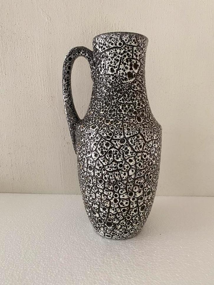 Scheurich keramiek vaas met oor , jaren 70, Huis en Inrichting, Woonaccessoires | Vazen, Gebruikt, Zwart, Minder dan 50 cm, Aardewerk of Porselein