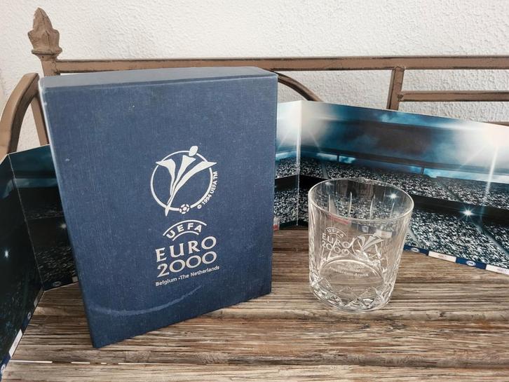 UEFA Euro 2000 glas met doos, Antiek en Kunst, Antiek | Glas en Kristal, Ophalen