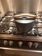 Top stoof braadpan uit Finland merk Ittalana 23 cm, Ophalen of Verzenden, Zo goed als nieuw, Gietijzer, Koekenpan of Braadpan