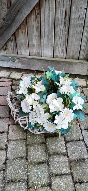 Kunstbloemen Mix - Diverse Soorten in 1 Koop! beschikbaar voor biedingen