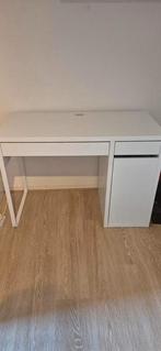 Micke bureau ikea wit, Ophalen, Gebruikt