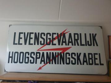 Emaille bord "Langcat Bussum" beschikbaar voor biedingen