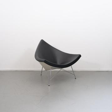 2 Vitra George Nelson Coconut Chair  Leer Showroom model beschikbaar voor biedingen