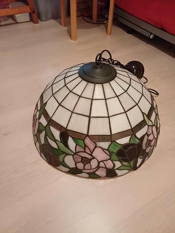 Tiffany Hanglamp met Bloemenmotief beschikbaar voor biedingen