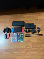 Nintendo Switch V2 2023 + Mario Kart 8 Deluxe & Accessoires, Racen en Vliegen, Ophalen of Verzenden, Zo goed als nieuw, 3 spelers of meer