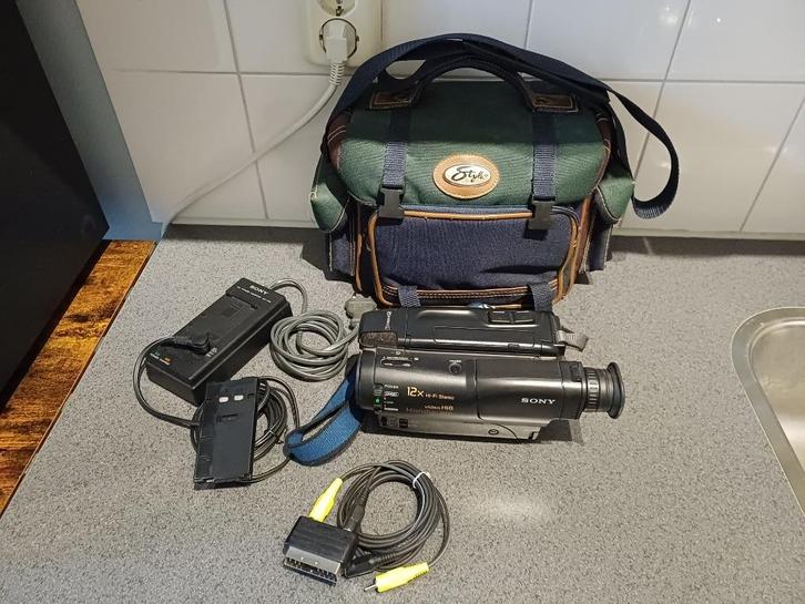 Sony CCD-TR 650e Hi8 Handycam Hi-Fi Stereo, Audio, Tv en Foto, Videocamera's Analoog, Camera, Hi 8, Ophalen