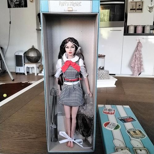 Poppy parker pretty bird  +Accoiaries 2020. Nu aanbieding !!, Verzamelen, Poppen, Zo goed als nieuw, Pop, Ophalen of Verzenden