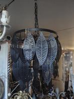 aparte hanglamp metaal zwart  met blad metaal geeft heel moo, Ophalen of Verzenden, Nieuw, Metaal, Minder dan 50 cm