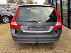 Volvo V70 2.5T Momentum Automaat H.LEER / XENON / TREKHAAK, Gebruikt, Zwart, Leder en Stof, 5 cilinders