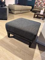 Hocker voetenbank poef stof grijs nieuw, Ophalen, 125 cm of meer, Nieuw, Stof