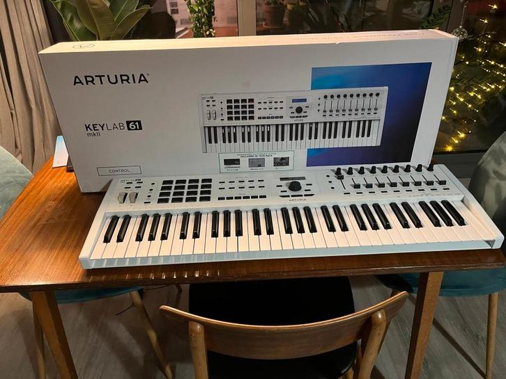 Arturia KeyLab 61 mkII ZGAN IN DOOS, Muziek en Instrumenten, Midi-apparatuur, Zo goed als nieuw, Ophalen of Verzenden