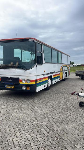 Te koop: Unieke Camperbus – Ingetimmerd Project met 6 Slaapp