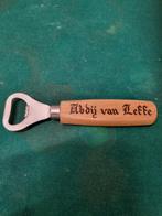 flesopener van hout abbaye de leffe, Verzamelen, Merken en Reclamevoorwerpen, Ophalen of Verzenden, 'T Olde Gre-j, Info@toldegrej.nl