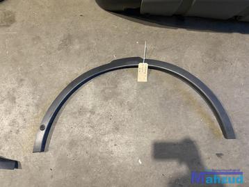 LANDROVER DISCOVERY 5 LR Links voor bumper strip lijst 2018- beschikbaar voor biedingen