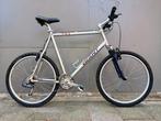 MTB Giant Terrago
24 versnellingen Shimano Deore LX-65cm, 57 cm of meer, Ophalen of Verzenden, Zo goed als nieuw, Giant