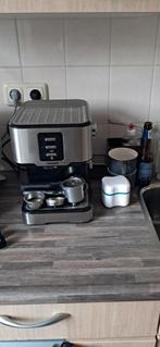 Tomado Koffiemachine met melkopschuimer ., Witgoed en Apparatuur, Koffiezetapparaten, Ophalen, Gebruikt, Koffiemachine, Afneembaar waterreservoir