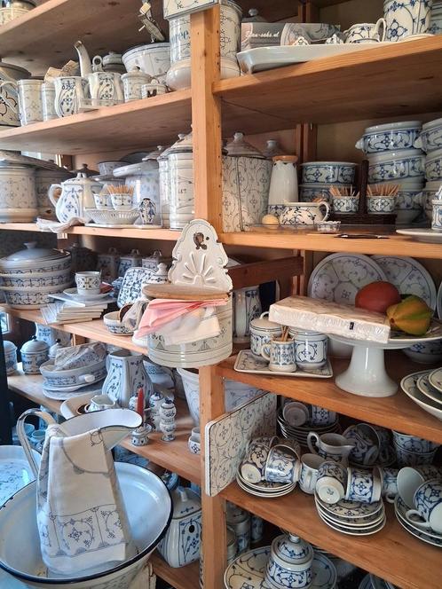 Blauw saksisch  servies  jager  kahal, Antiek en Kunst, Antiek | Servies compleet, Ophalen