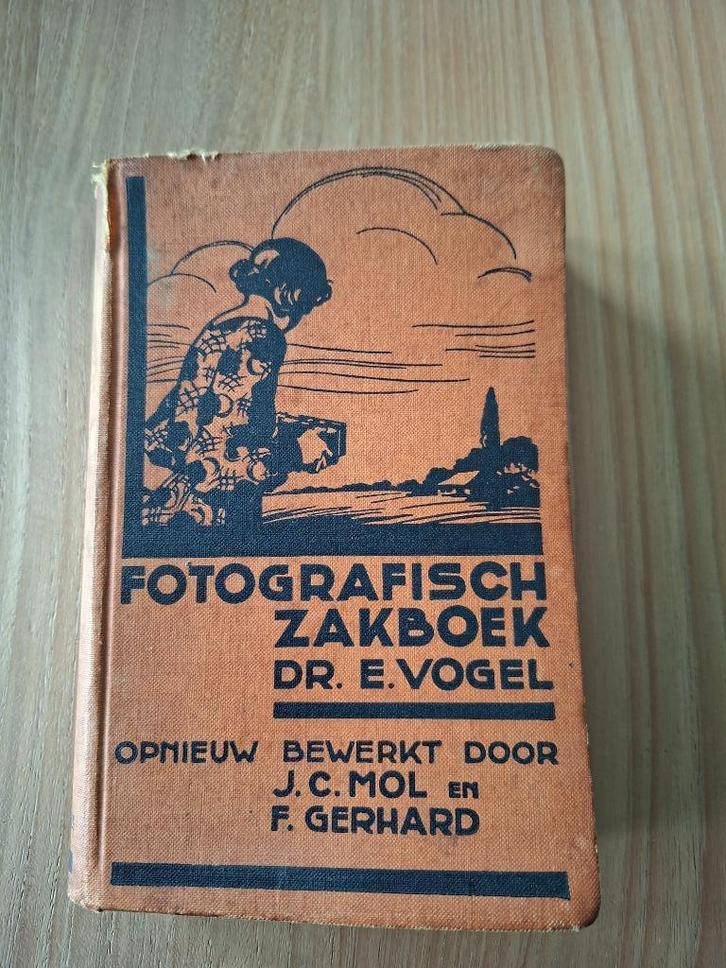 Fotografisch Zakboek Dr. E. Vogel / 1935, Audio, Tv en Foto, Fotocamera's Analoog, Gebruikt, Compact, Overige Merken, Ophalen of Verzenden