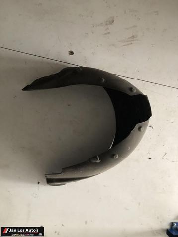 Audi Coupe B3 B4 Modderkuip Links achter 895 810 171 beschikbaar voor biedingen