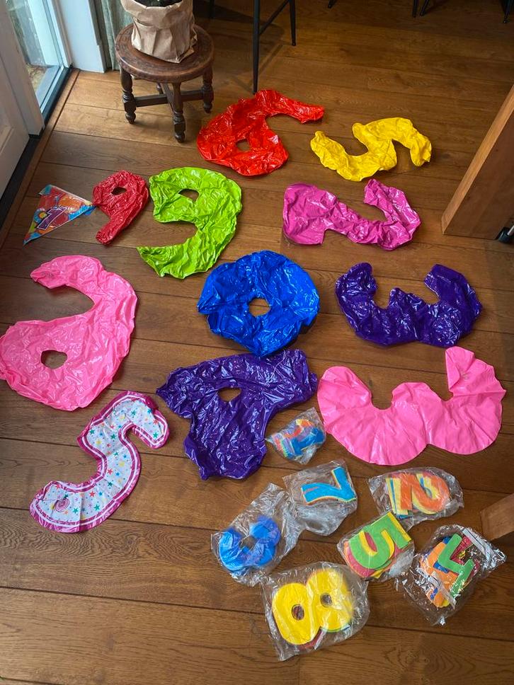Verjaardagsversiering - Ballonnen en Letters, Hobby en Vrije tijd, Feestartikelen, Gebruikt, Versiering, Verjaardag, Ophalen of Verzenden
