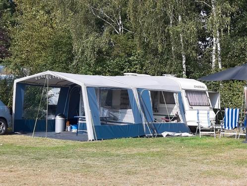 Chateau 380, compleet met voortent, luifel en fietsendrager, Caravans en Kamperen, Caravans, Particulier, Chateau, Vast bed, Kachel