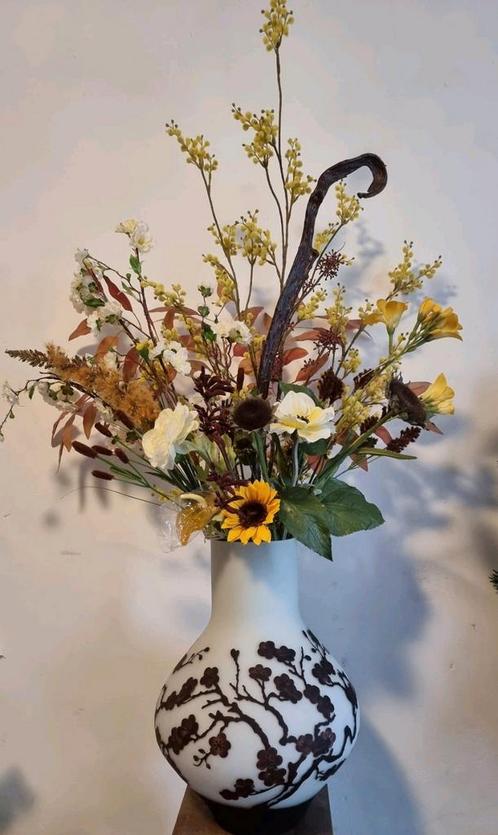 Prachtig bloemstuk,boeket + zijden kunstbloemen pols potten, Huis en Inrichting, Woonaccessoires | Droogbloemen, Zo goed als nieuw