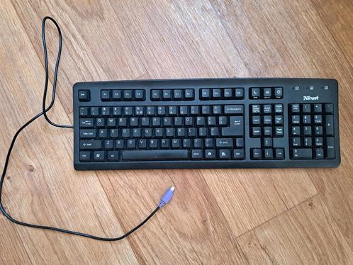 Trust Keyboard KB-1120, Computers en Software, Toetsenborden, Zo goed als nieuw, Bedraad, Ophalen of Verzenden