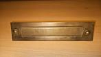 Oude messing brievenbus plaat brieven compleet met schroeven, Ophalen of Verzenden, Koper