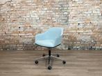 Meerdere Vitra Softshell bij TheReSales, Huis en Inrichting, Stoelen, Blauw, Ophalen of Verzenden, Zo goed als nieuw, Metaal