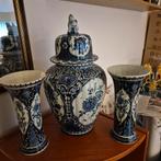 Royal Boch Delft Vaas Set, Antiek en Kunst, Ophalen