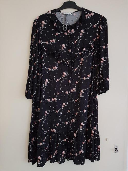 Jurk / doorknoopjurk / tuniek -- maat 44 -- Primark, Kleding | Dames, Jurken, Zo goed als nieuw, Maat 42/44 (L), Zwart, Knielengte