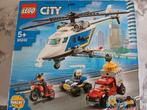 Lego City 60243 Politie Helikopter Transport, Ophalen of Verzenden, Zo goed als nieuw, Complete set, Lego