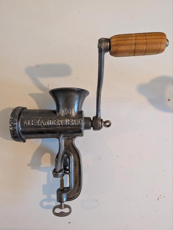 Antieke Alexanderwerk Gehaktmolen, Antiek en Kunst, Antiek | Keukenbenodigdheden, Ophalen of Verzenden