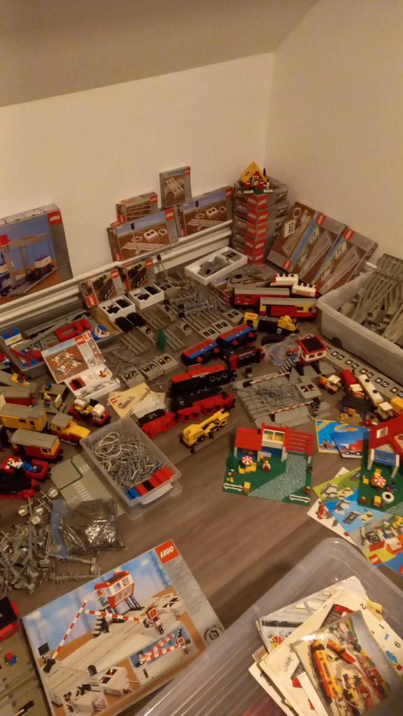 lego treinen 12v grote partij, Kinderen en Baby's, Speelgoed | Duplo en Lego, Gebruikt, Ophalen