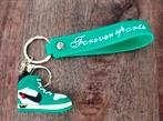 Sneakers 3d sleutelhanger, Ophalen of Verzenden, Nieuw, Knuffel of Figuurtje