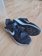 Nike Revolution 6 kinder sneakers (maat 35,5), Ophalen of Verzenden, Zo goed als nieuw, Nike, Jongen of Meisje