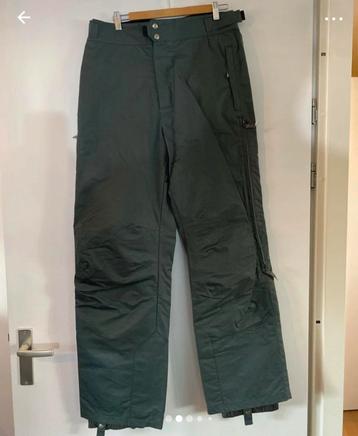 Oxbow maat L skipak beschikbaar voor biedingen