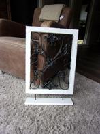RAAMORNAMENT/DECORATIE OP VOET HOUT FRAME METALEN BINNENKANT, Ophalen