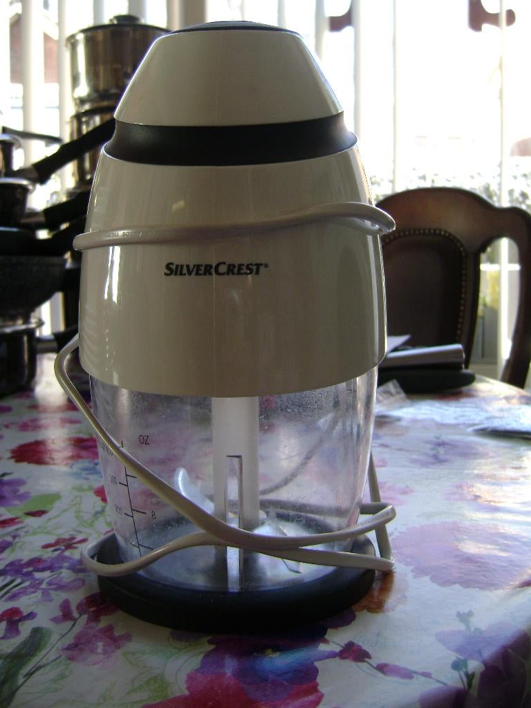 SilverCrest witte blender, Witgoed en Apparatuur, Blenders, Ophalen of Verzenden, Zo goed als nieuw, Blender