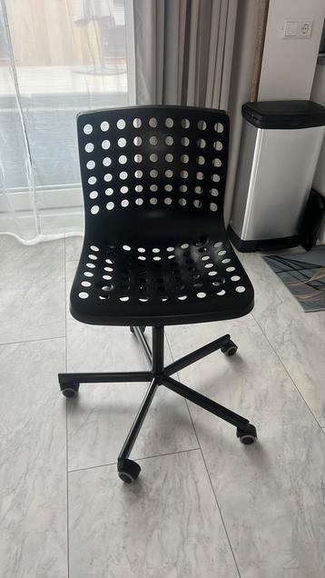 Mooie bureau stoel zwart beschikbaar voor biedingen