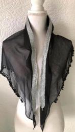 Omslagdoek - driehoek met paillette hangers en band - zwart, Kleding | Dames, Mutsen, Sjaals en Handschoenen, Ophalen of Verzenden