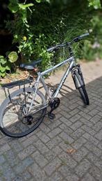 Giant bulder trekfiets met stuurverhoger, Gebruikt, 49 tot 53 cm, Meer dan 20 versnellingen, Vering